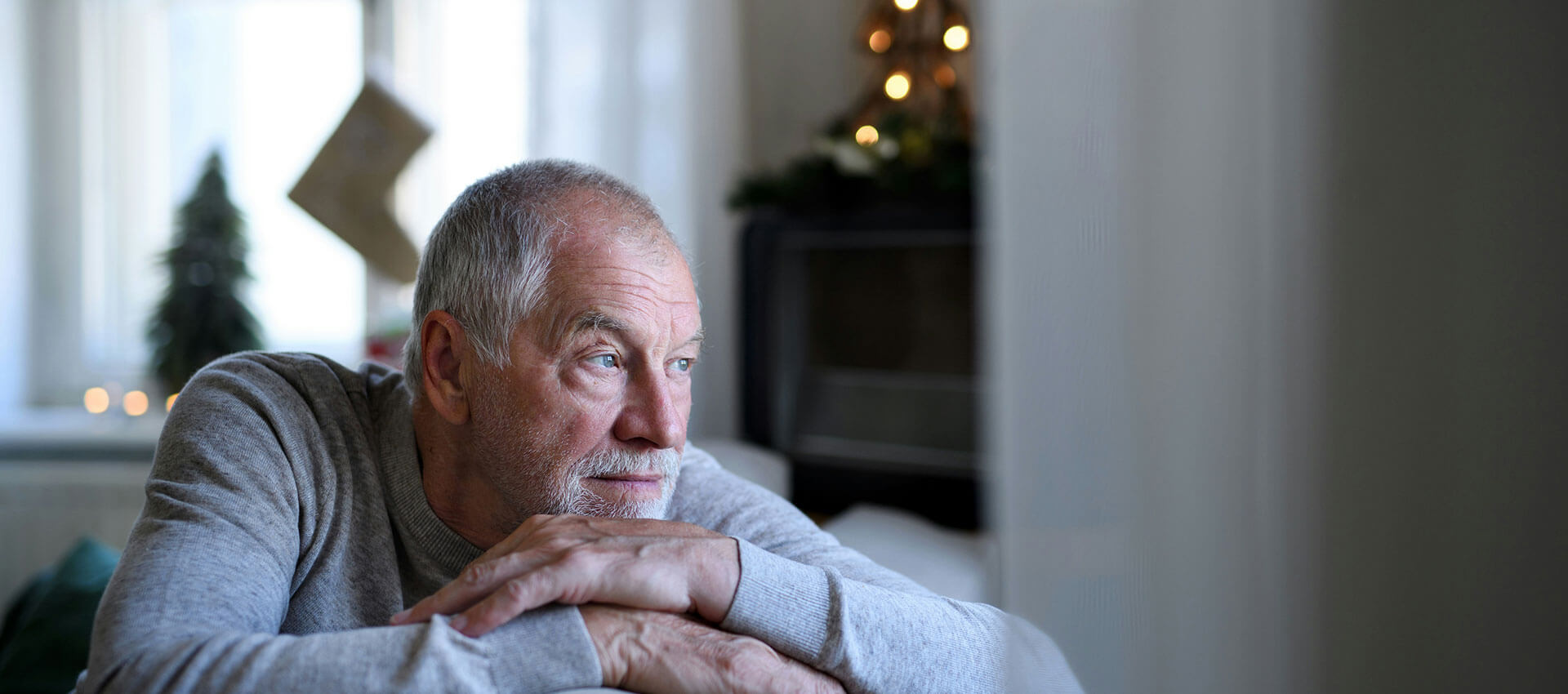 img-vita-article-banner-combating-lonlieness-during-the-holidays