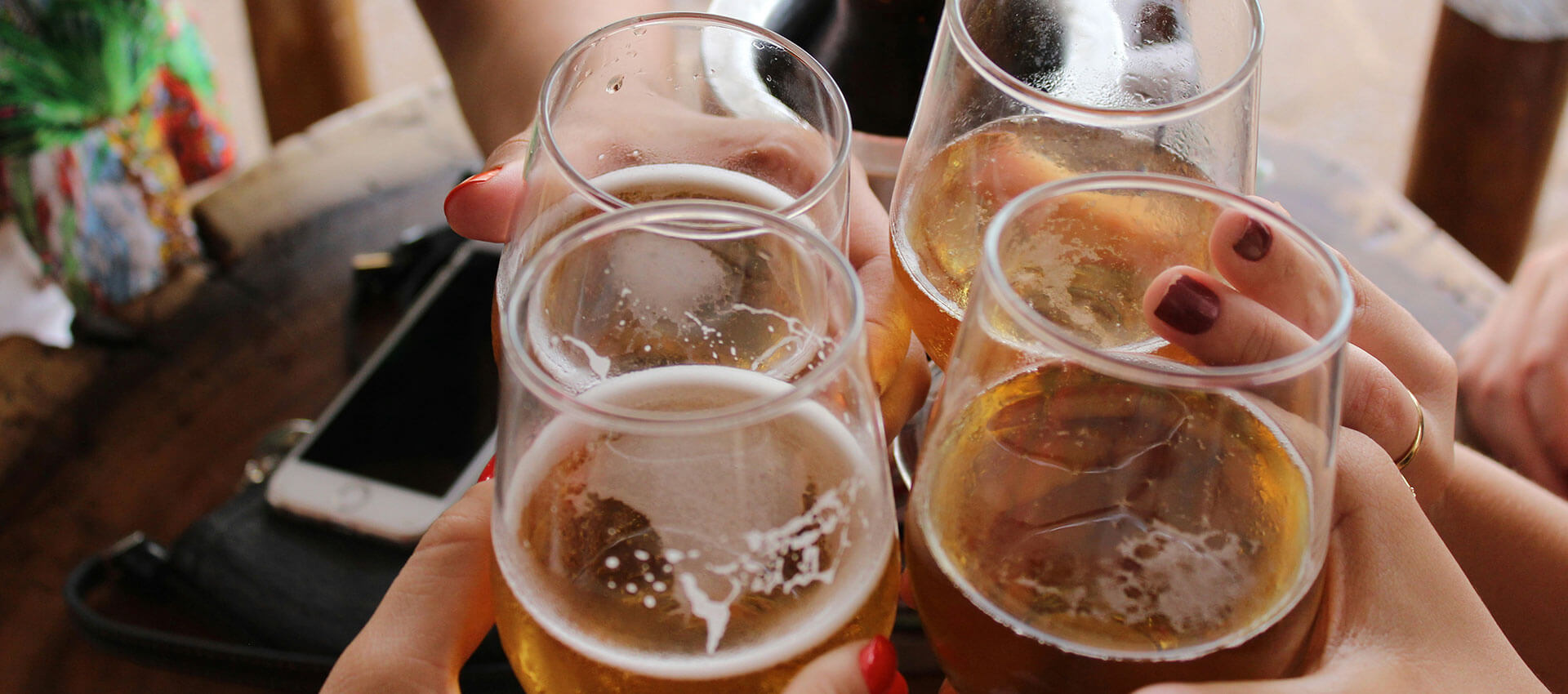 img-vita-article-banner-how-much-alcohol-is-too-much